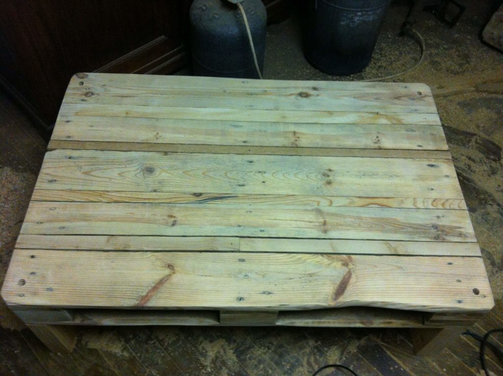 Plateau en bois table palette